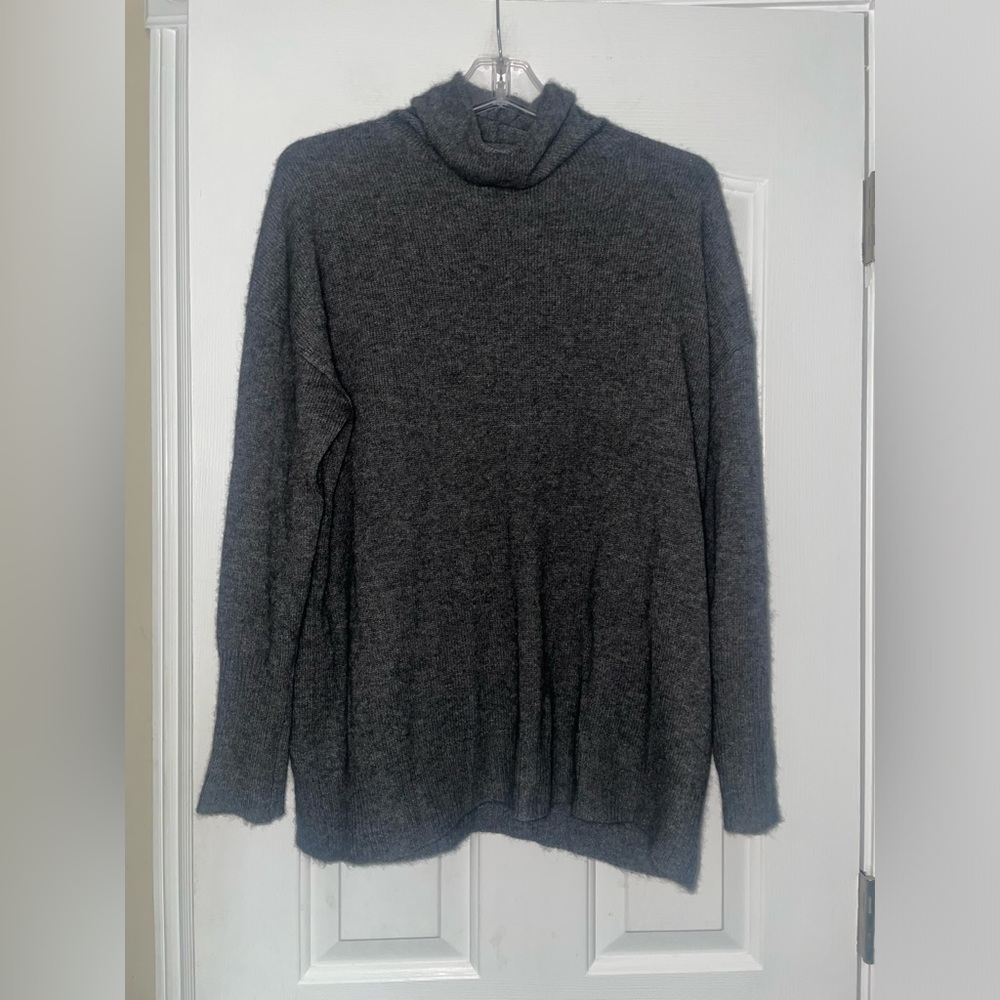PAS DE CALAIS GREY WOOL/RACOON TURTLENECK SWEATER SZ eu 36/ small